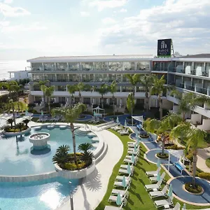 4* فندق فاروس